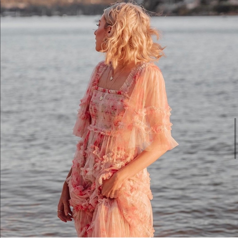 ISO Needle and thread gown size 8 - Picture 7 of 9